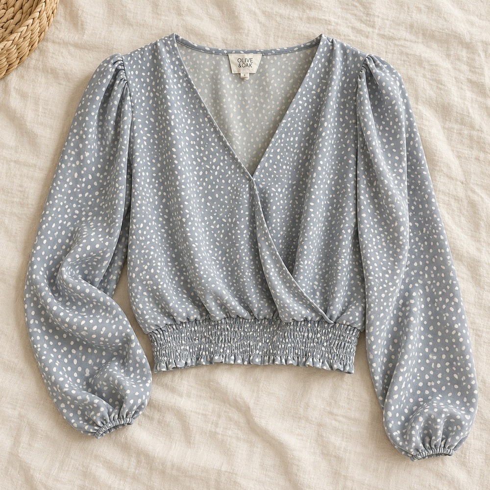 Olive and Oak Womens Blue White Dot Surplice Smocked Waist Blouse 3W20969 Size M